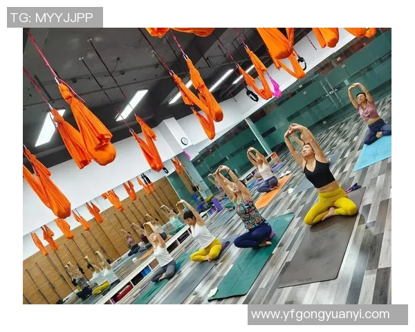 瑜伽修炼带给身心的深刻变化与健康提升探讨 瑜伽修炼带给身心的深刻变化与健康提升探讨